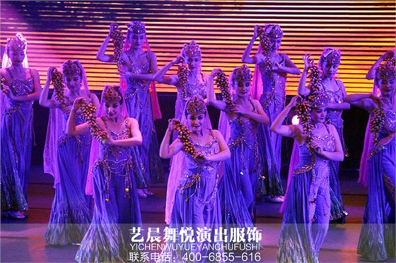 校园演出服装
