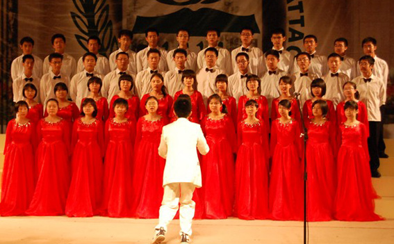 在北京租赁大合唱演出服装要注意什么问题